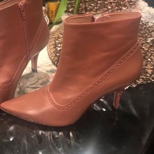 Franco Sarto 3 inch Leather bootie size 9